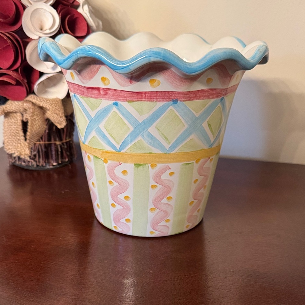 MacKenzie-Childs Multicolor Scalloped Pot